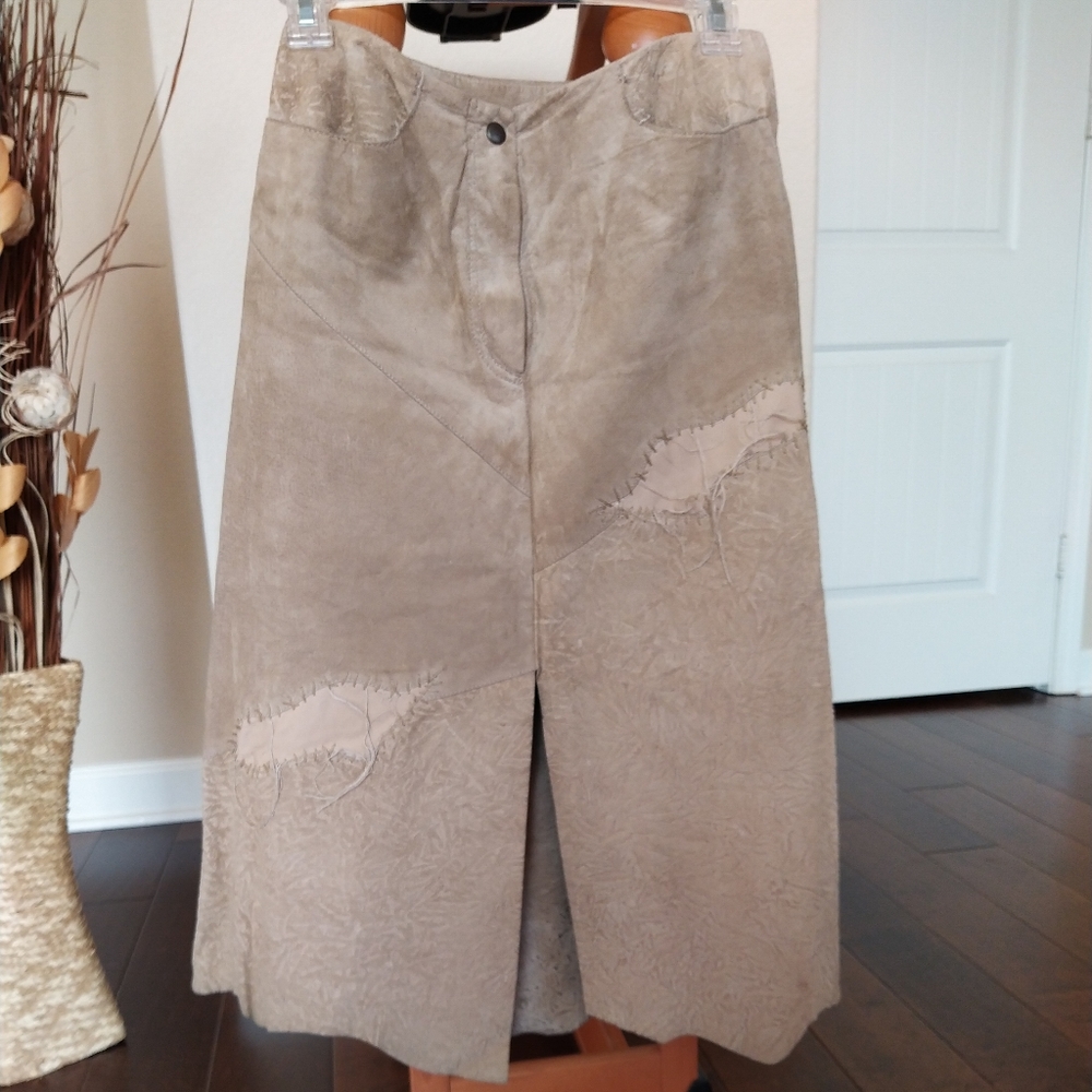 CONBIPEL Women's Real Leather skirt.